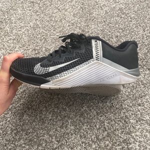 Womens Nike metcon 6s